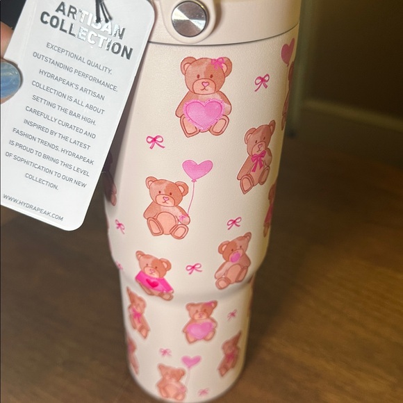 Hydrapeak teddy bear and bow water bottle - Picture 2 of 6